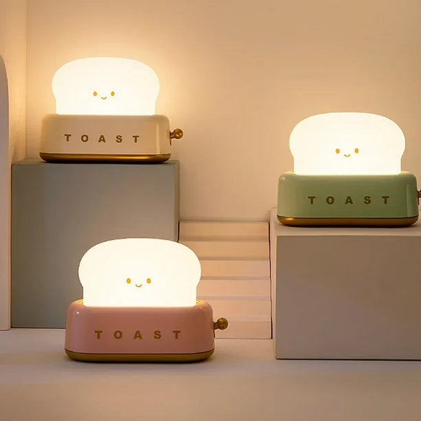 Cute Toast Night Light – Adjustable Brightness Bedside Lamp
